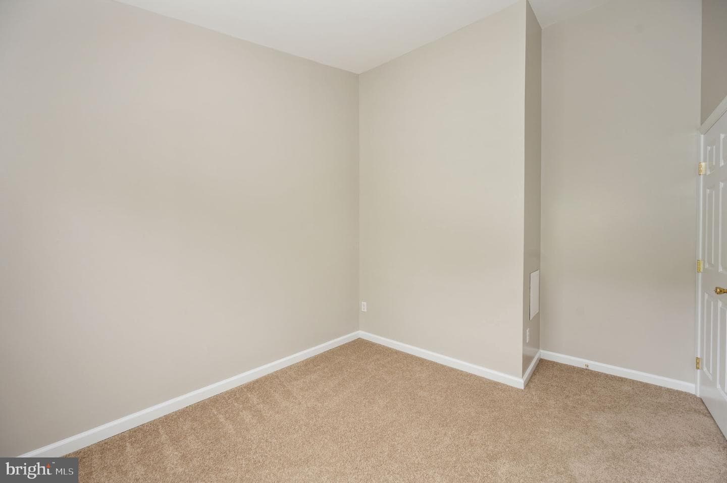 9705 Becker Court photo 37