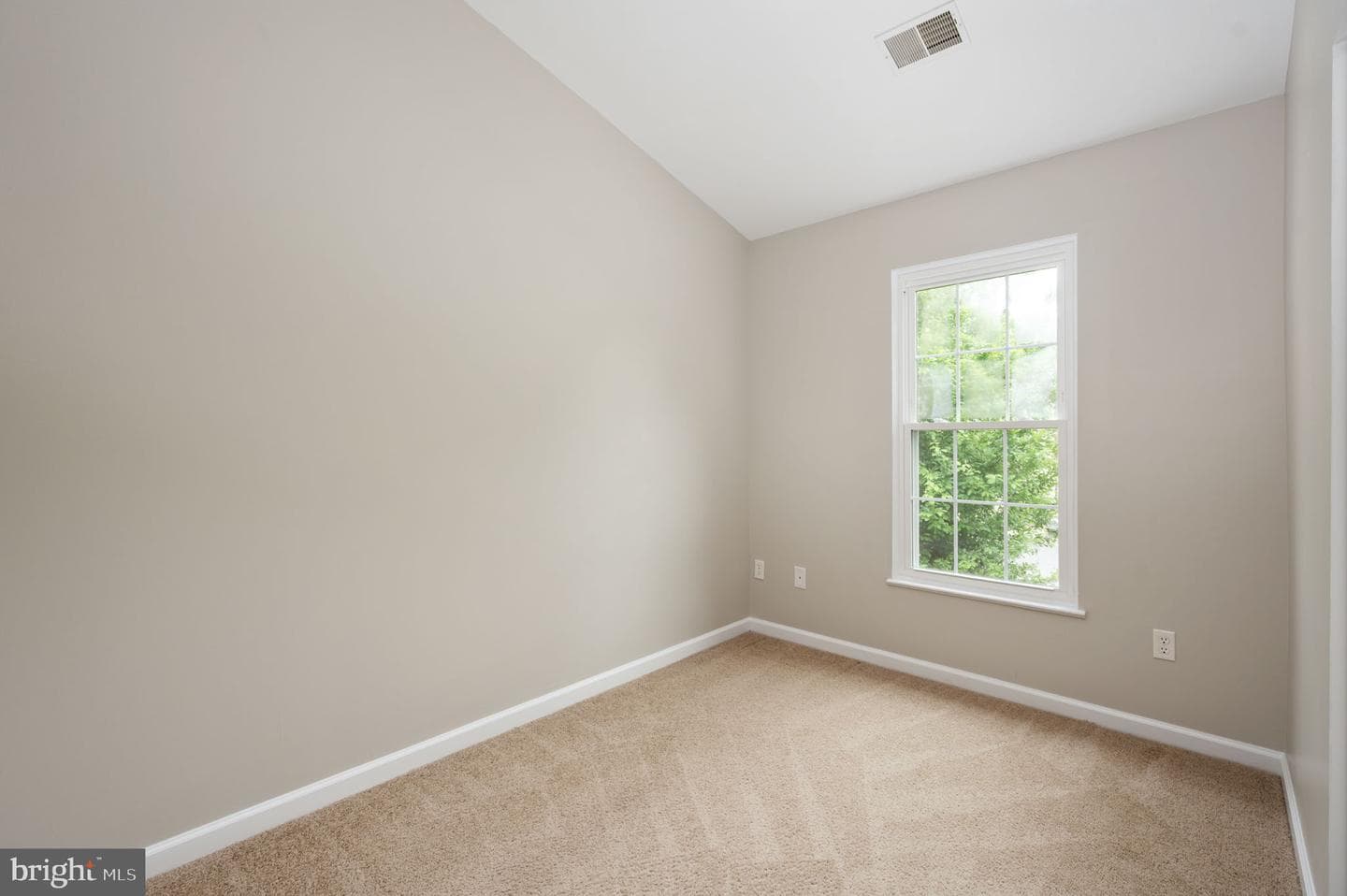 9705 Becker Court photo 40