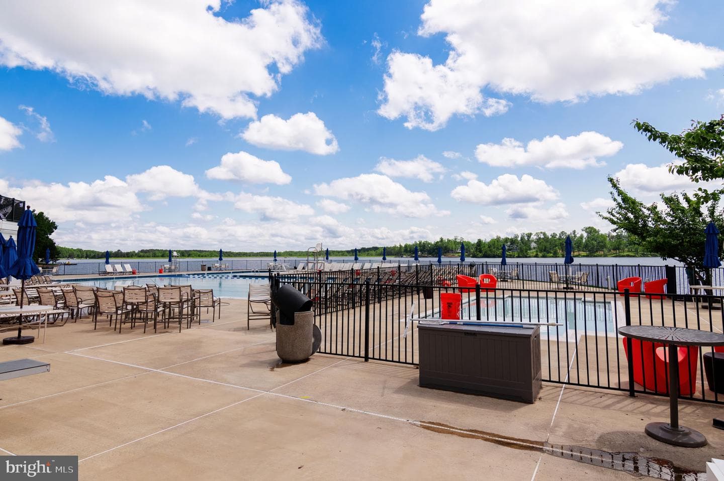 11316 Oakville Lane photo 46