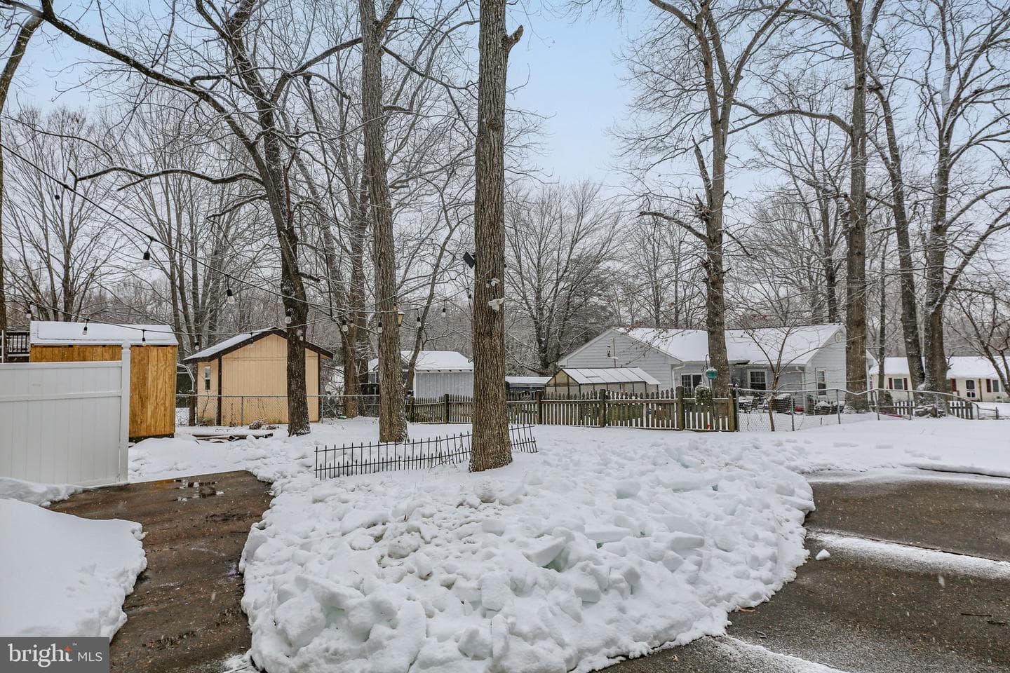 323 Burman Lane photo 27