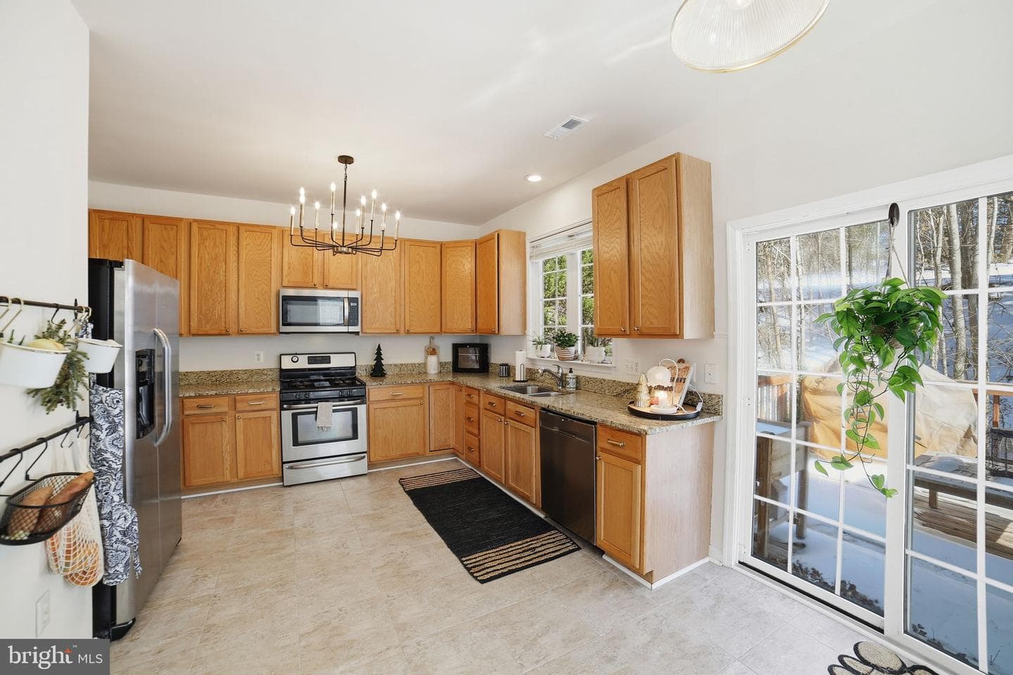 11103 Saturn Court photo 2