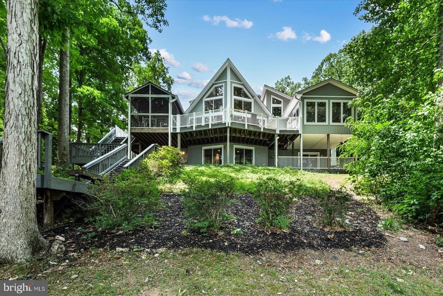 6227 Eds Road, Mineral