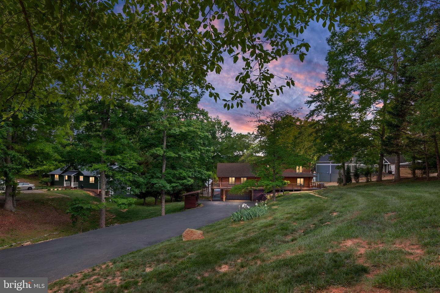 5409 Wyndemere Circle photo 10