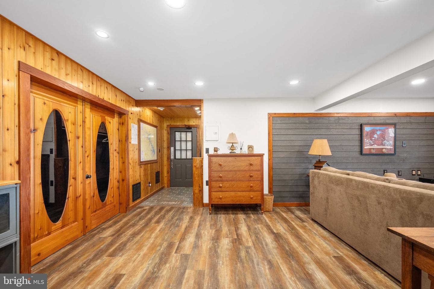 5409 Wyndemere Circle photo 52