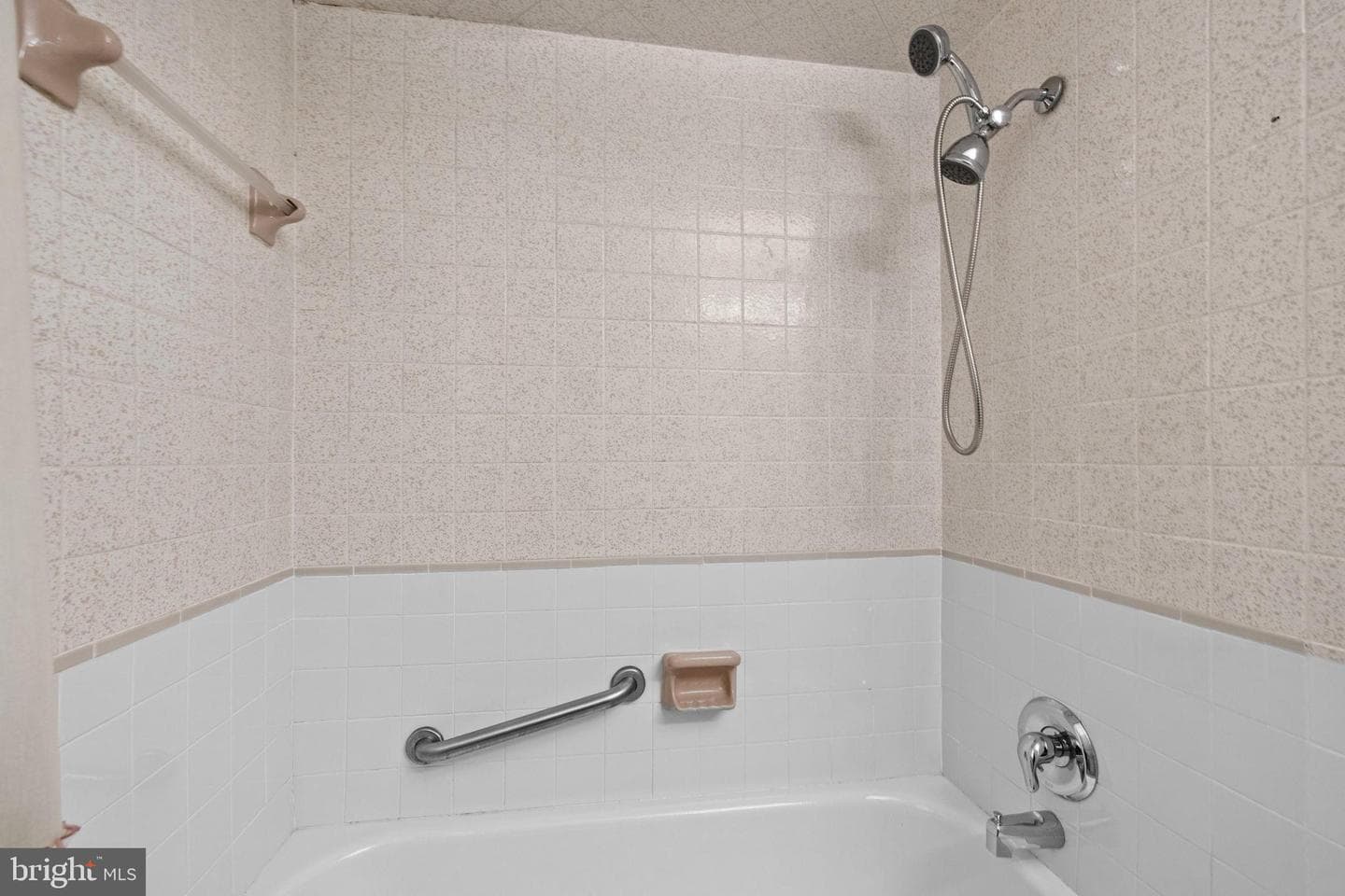 114 Hamilton Street photo 26