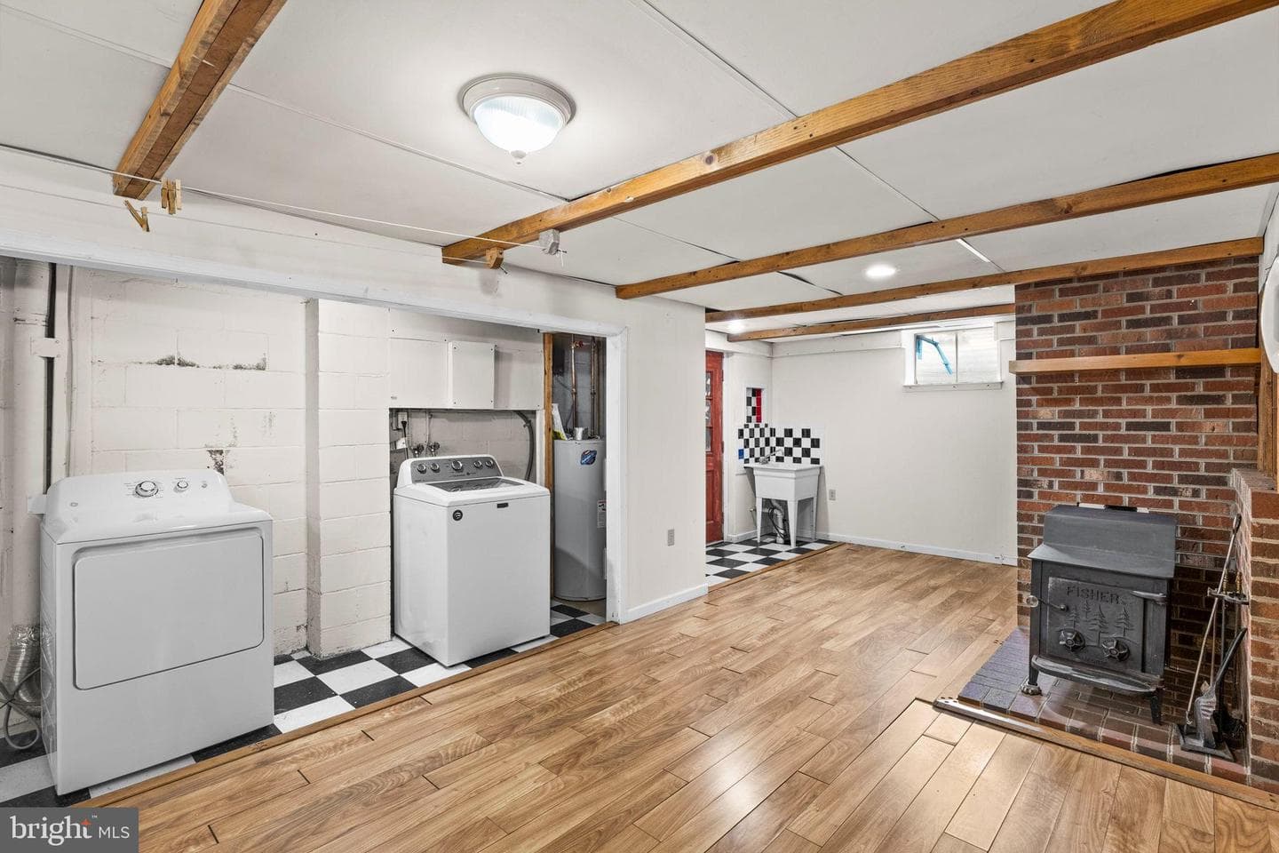 114 Hamilton Street photo 34