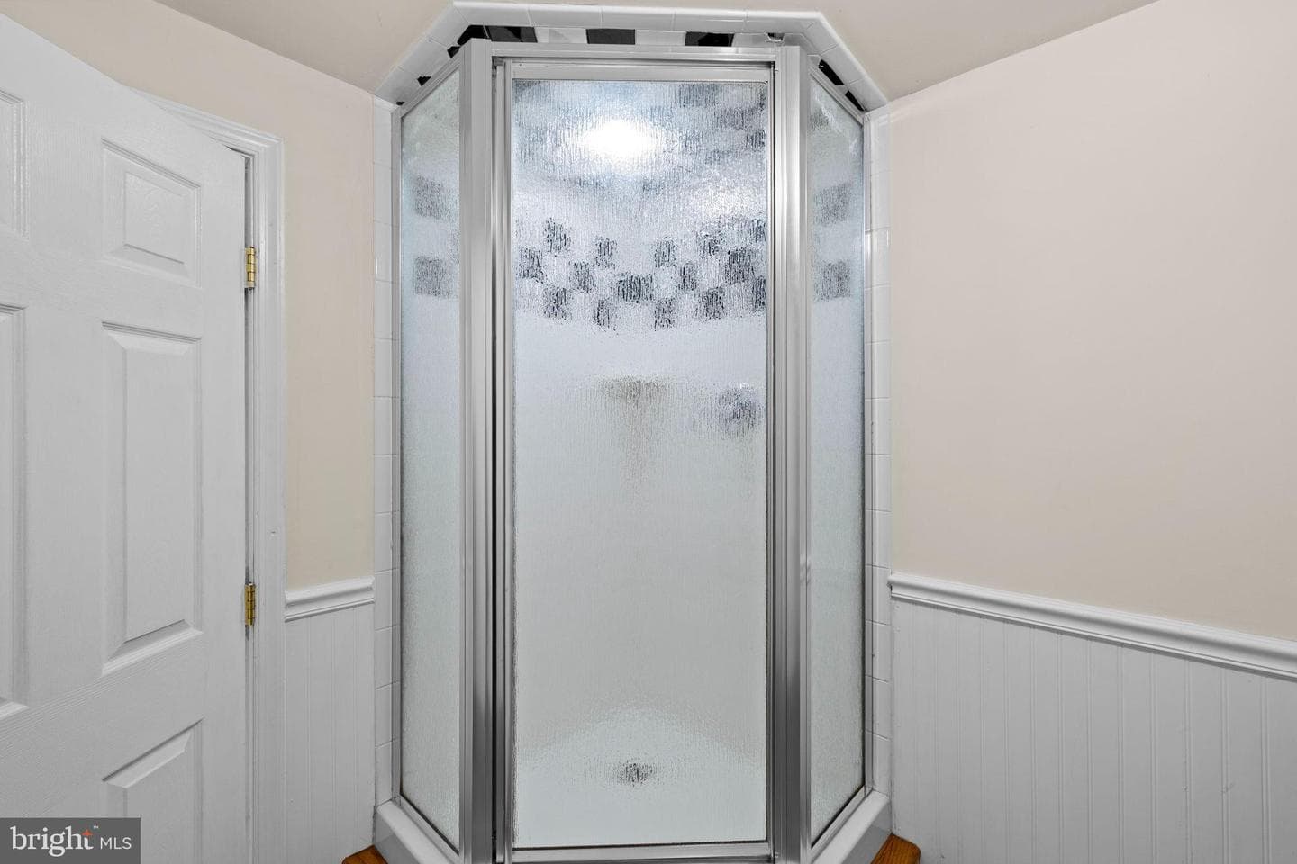 114 Hamilton Street photo 44