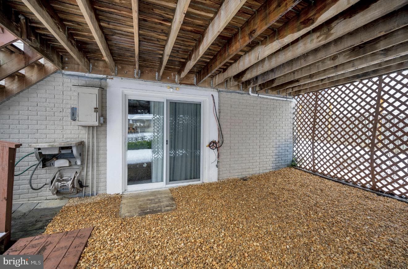11615 Joy Lane photo 10