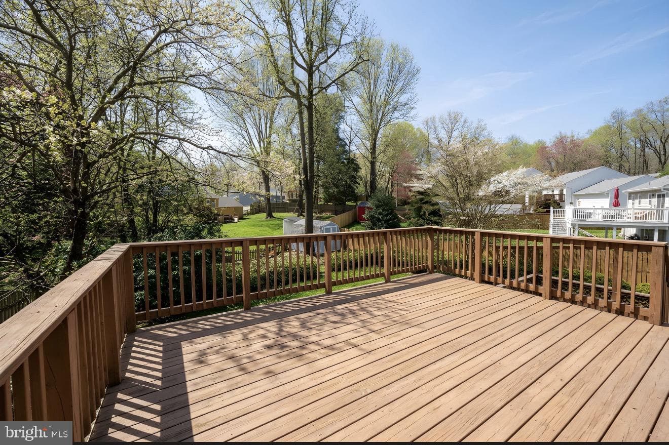 11615 Joy Lane photo 3