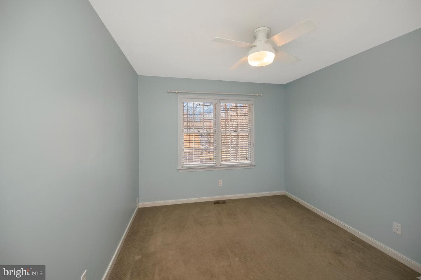 11912 Oakhurst Drive photo 18