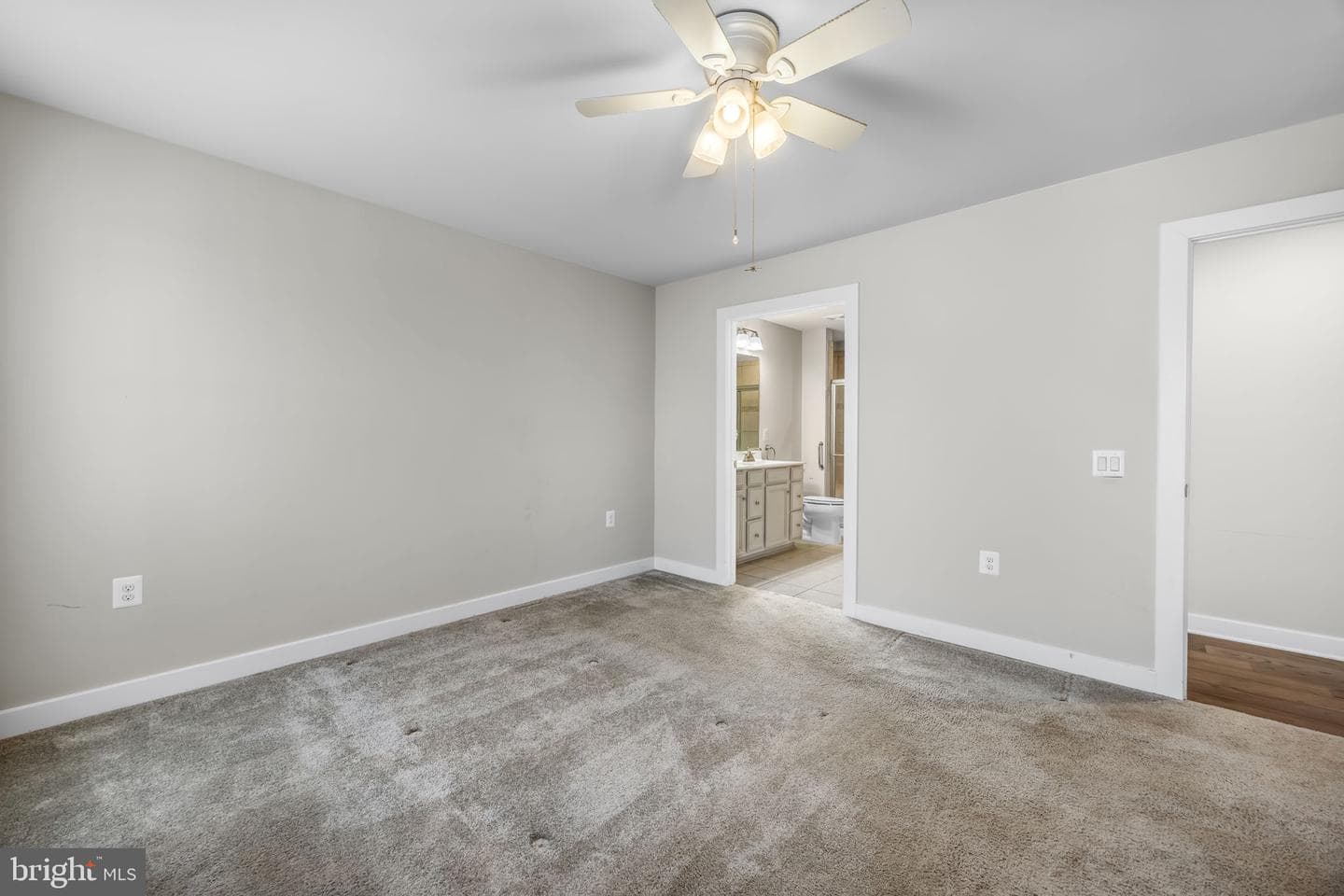 7607 Loughton Lane photo 18