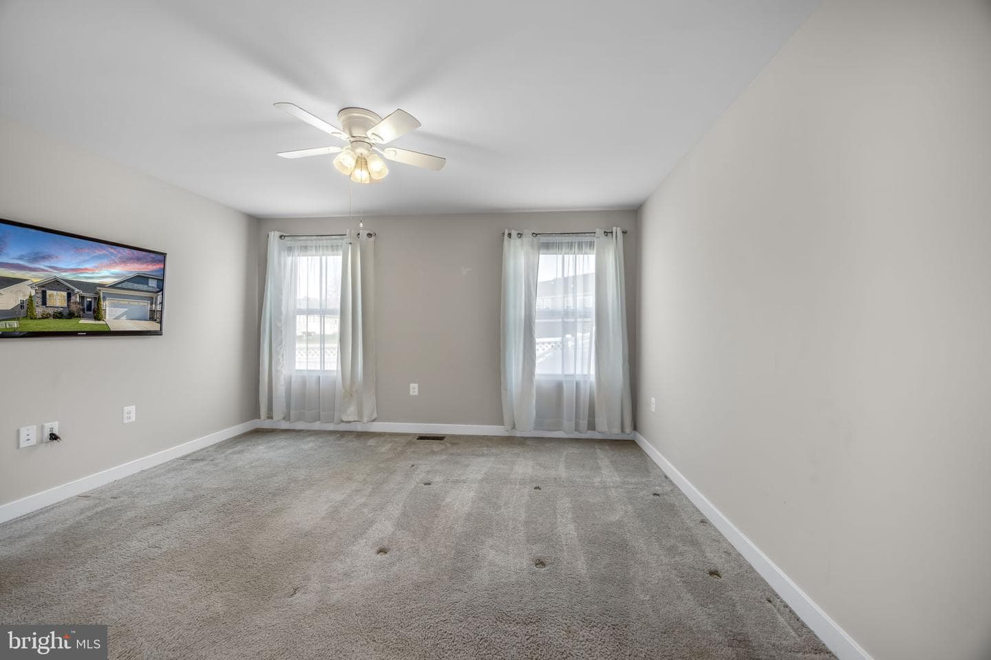 7607 Loughton Lane photo 19