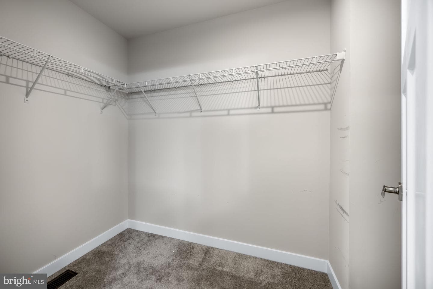 7607 Loughton Lane photo 21