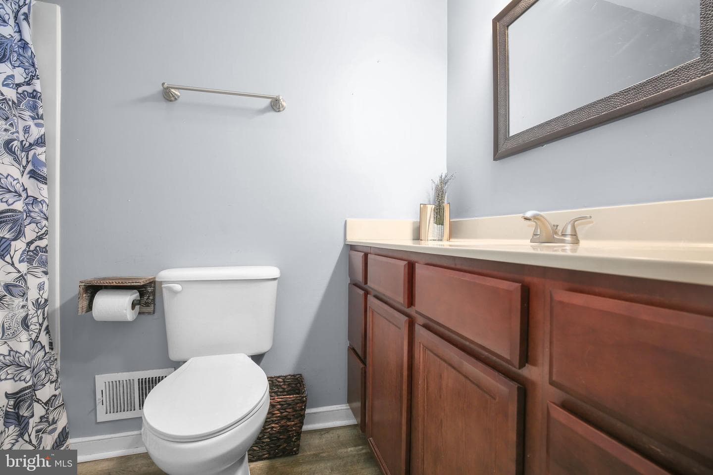 107 Winewood Drive photo 17