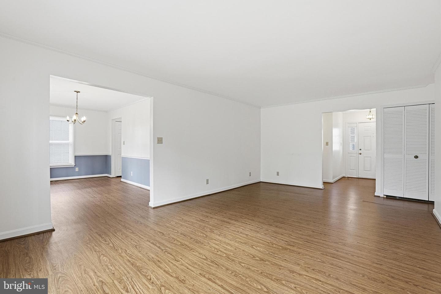 11306 Regal Court photo 7