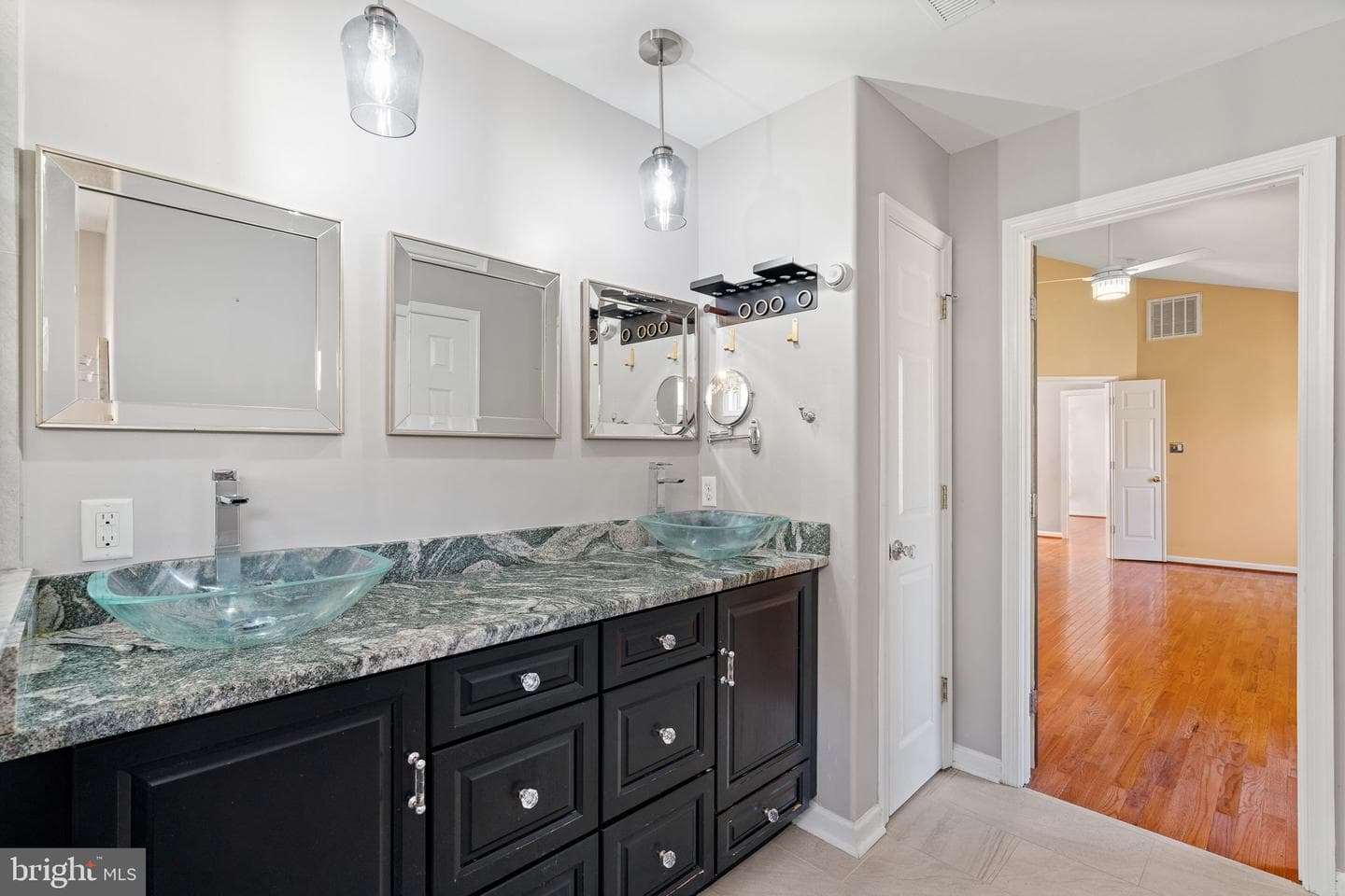 4305 Bridlepath Court photo 30