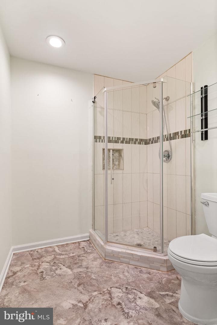 4305 Bridlepath Court photo 46