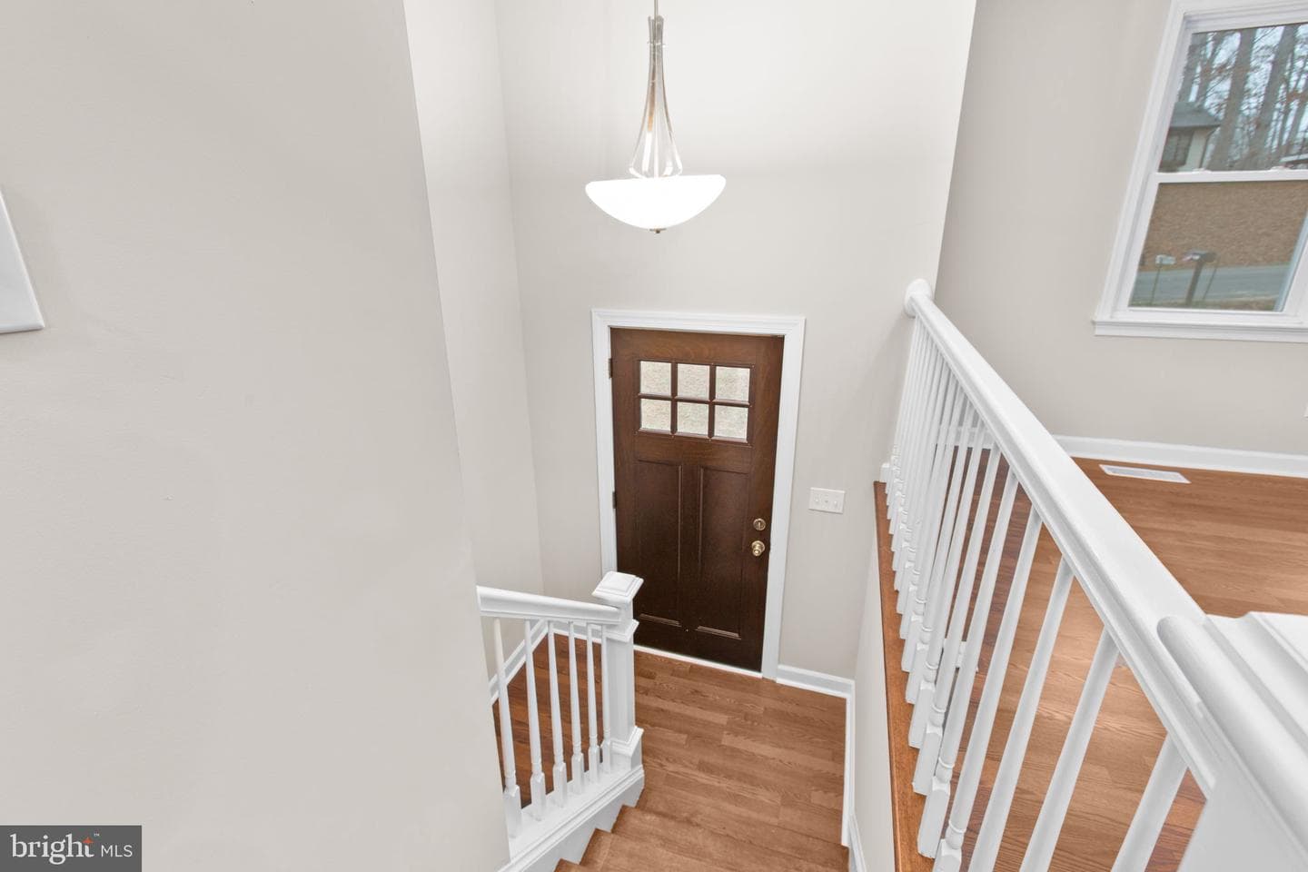 433 Albany Street photo 6