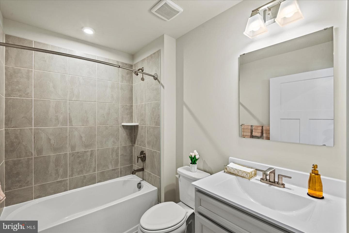 7009 Haskell Court photo 17