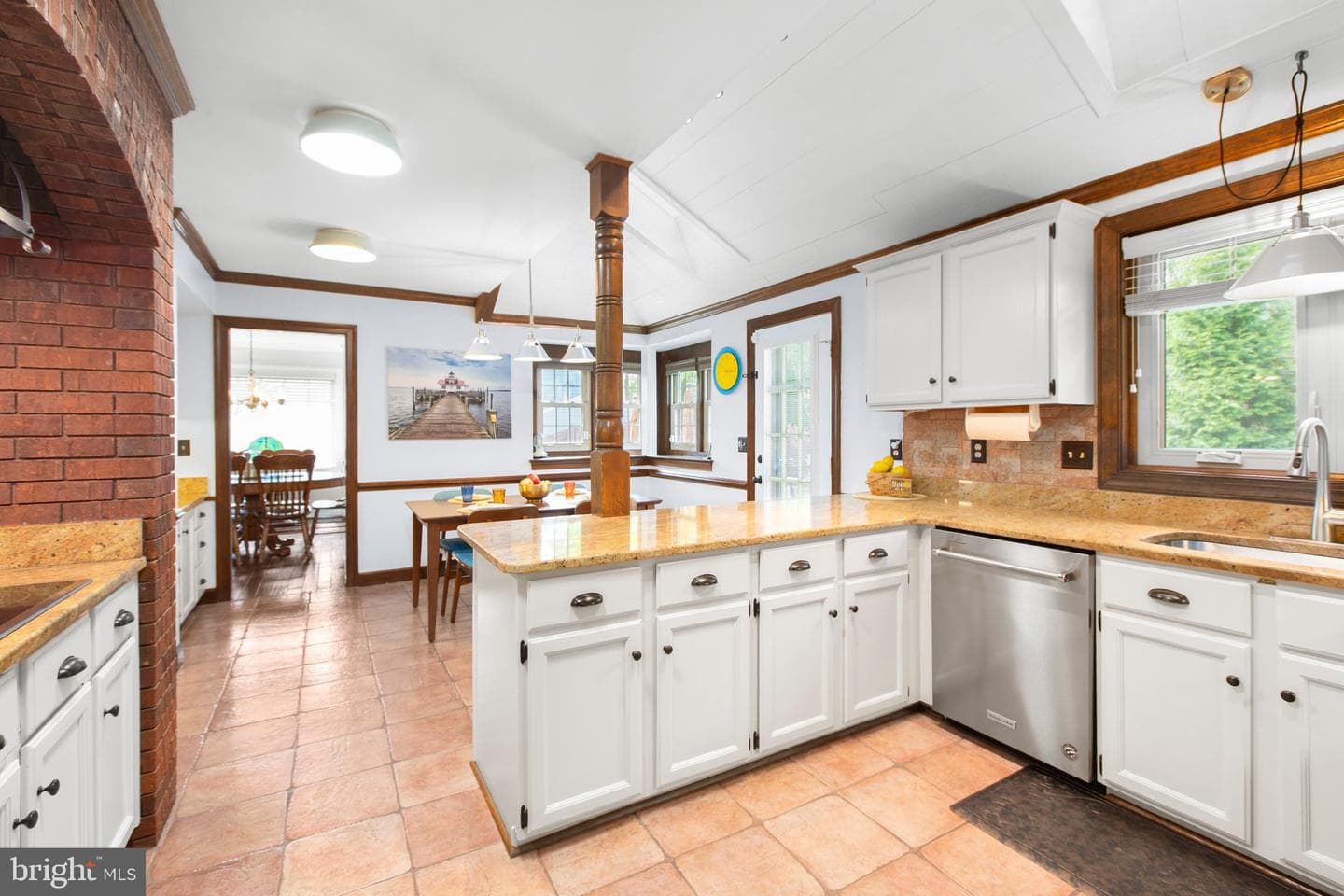 1800 Stoney Creek Drive photo 17