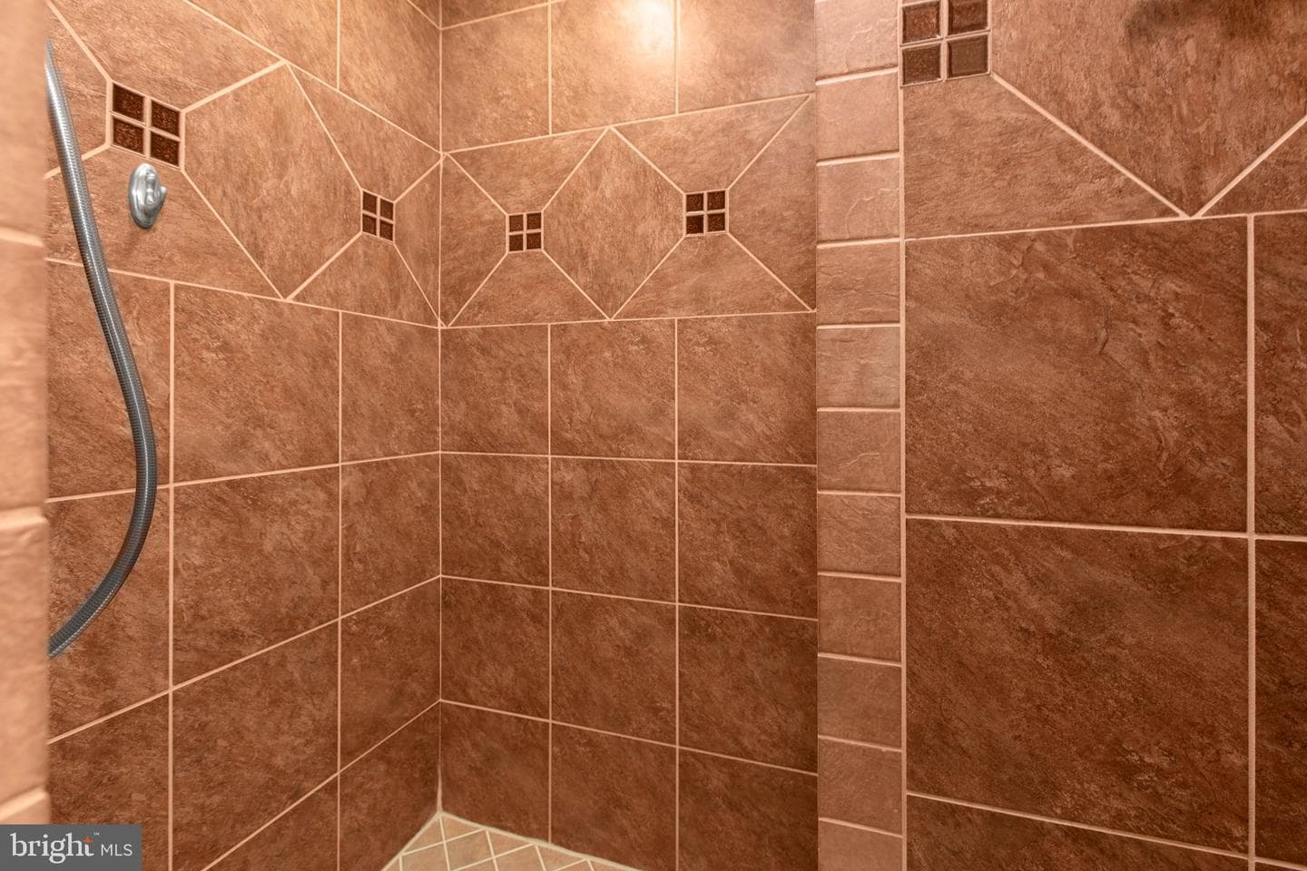 1800 Stoney Creek Drive photo 36