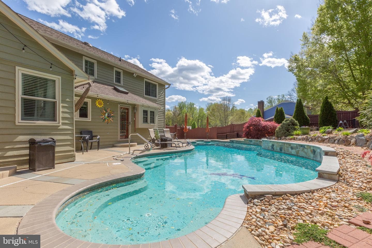 1800 Stoney Creek Drive photo 6