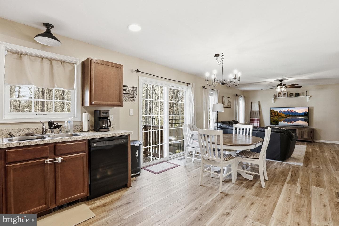 109 Spotslee Drive photo 14