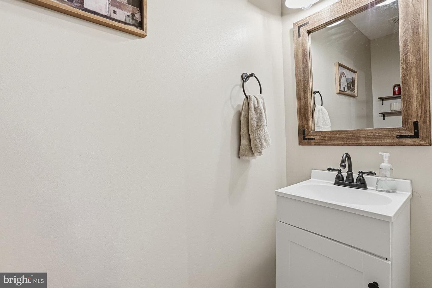 109 Spotslee Drive photo 17