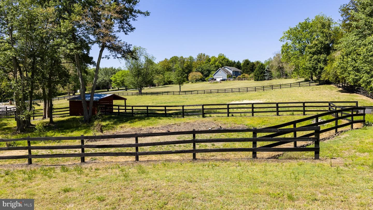 5 Appaloosa Drive photo 96