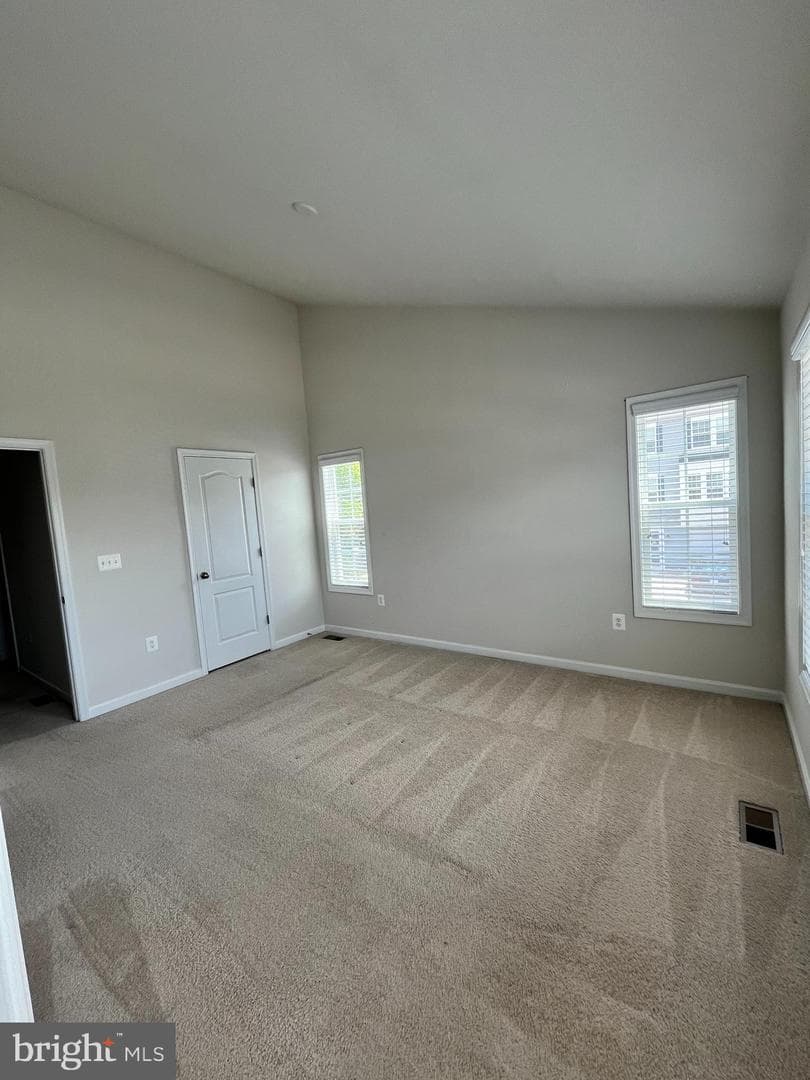 12102 Bowling Farm Court photo 6