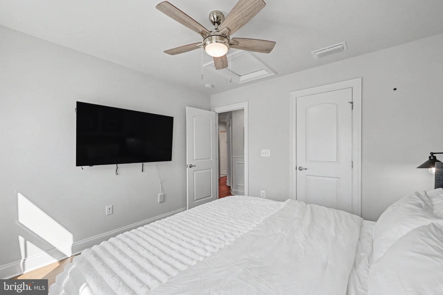7701 Riparian Court photo 31