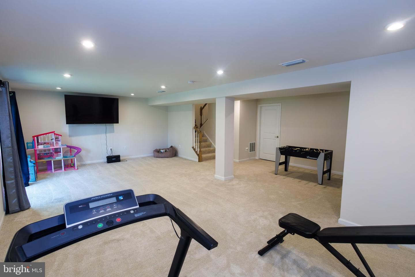 8734 Greenway Drive photo 27