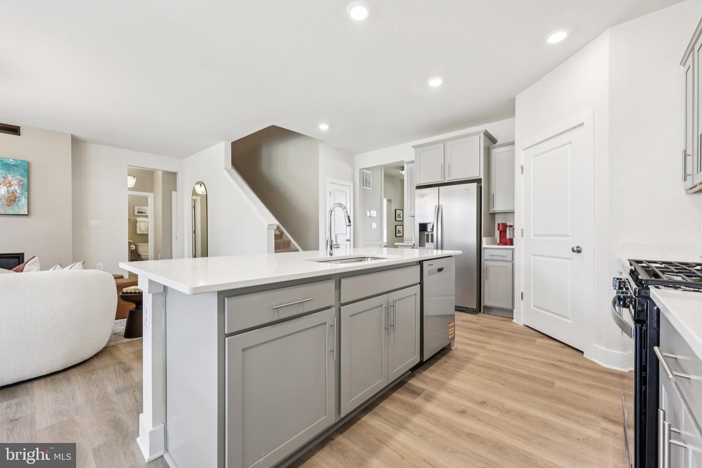 11507 Chalmers Lane photo 9