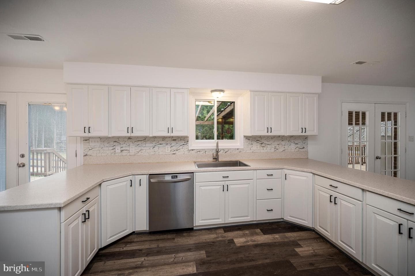 20 Berkshire Lane photo 12