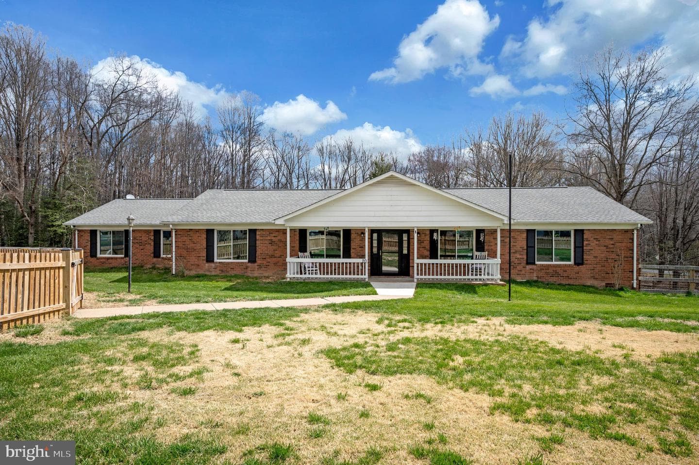 20 Berkshire Lane photo 2