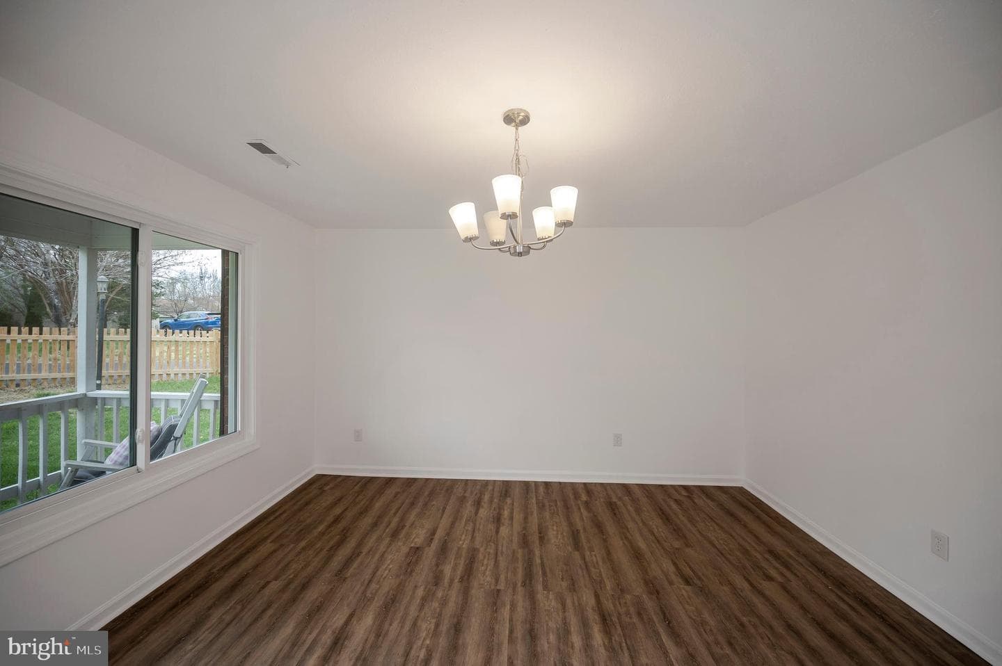 20 Berkshire Lane photo 8