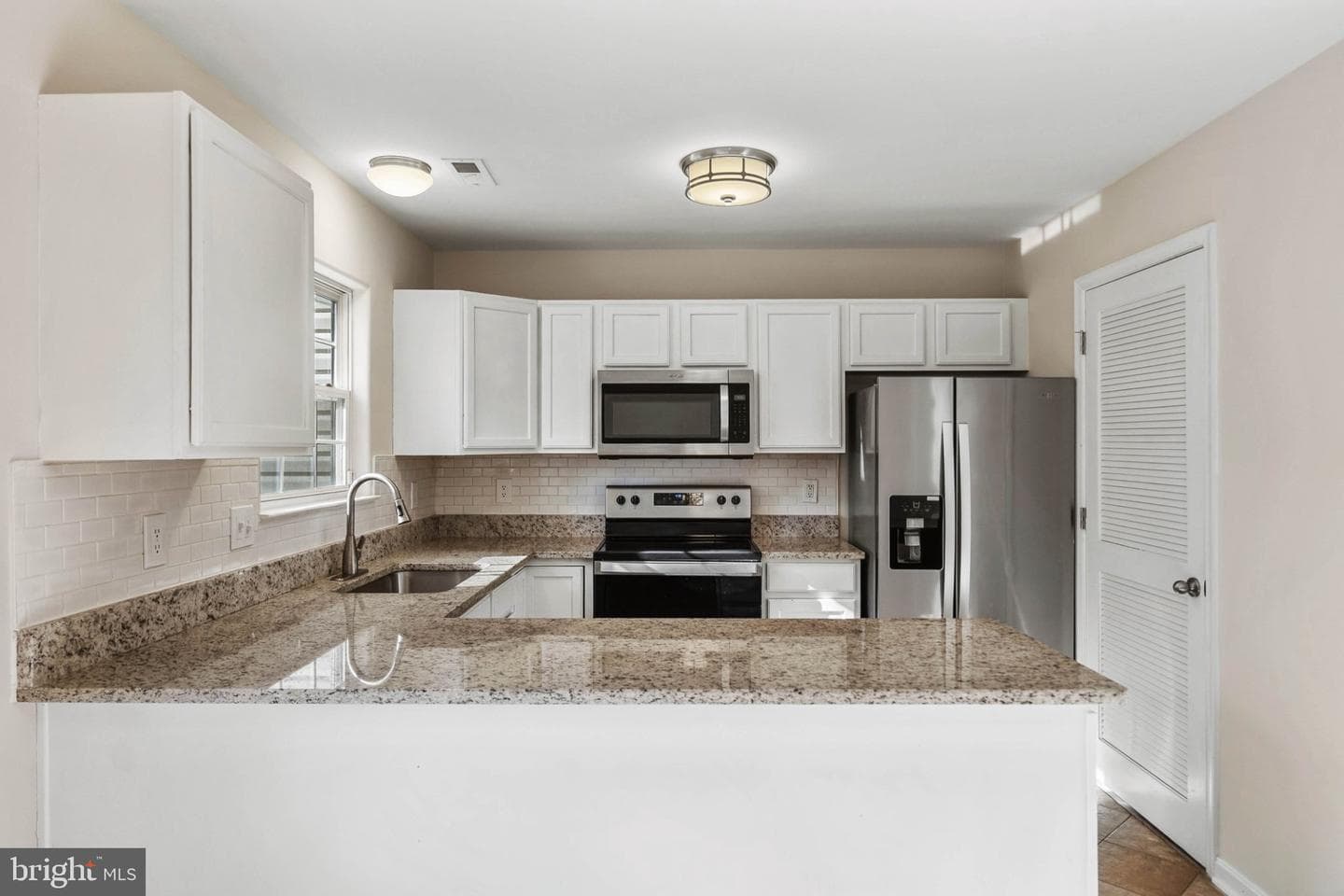 9928 Matti Hill Court photo 11