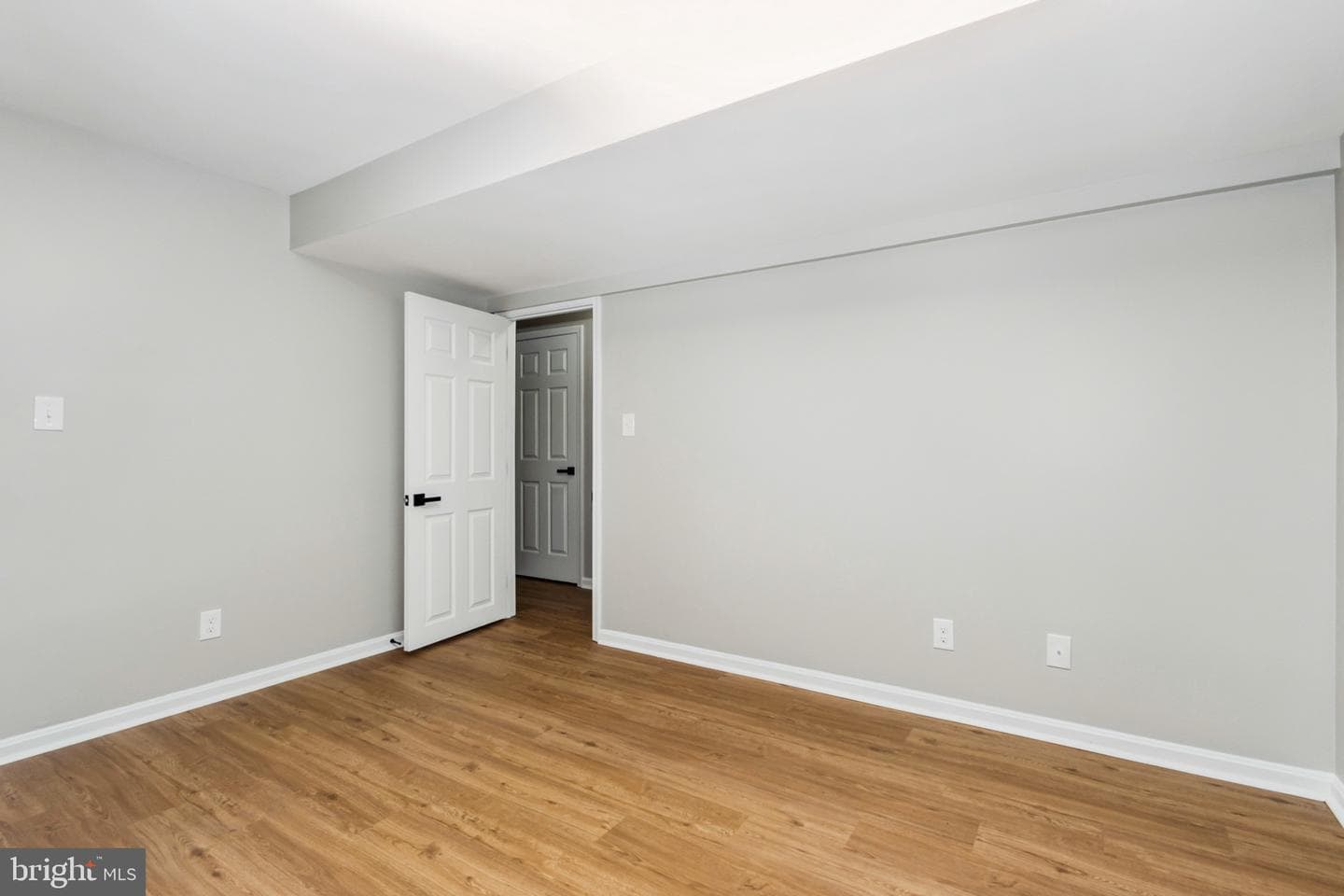 11709 Woodland View Drive photo 27