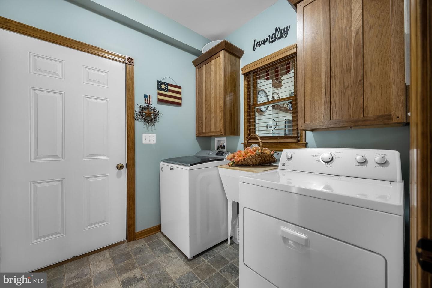 6657 Lawyers Road photo 32