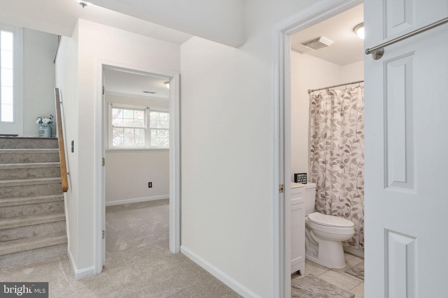 9805 Kenmore Court photo 43