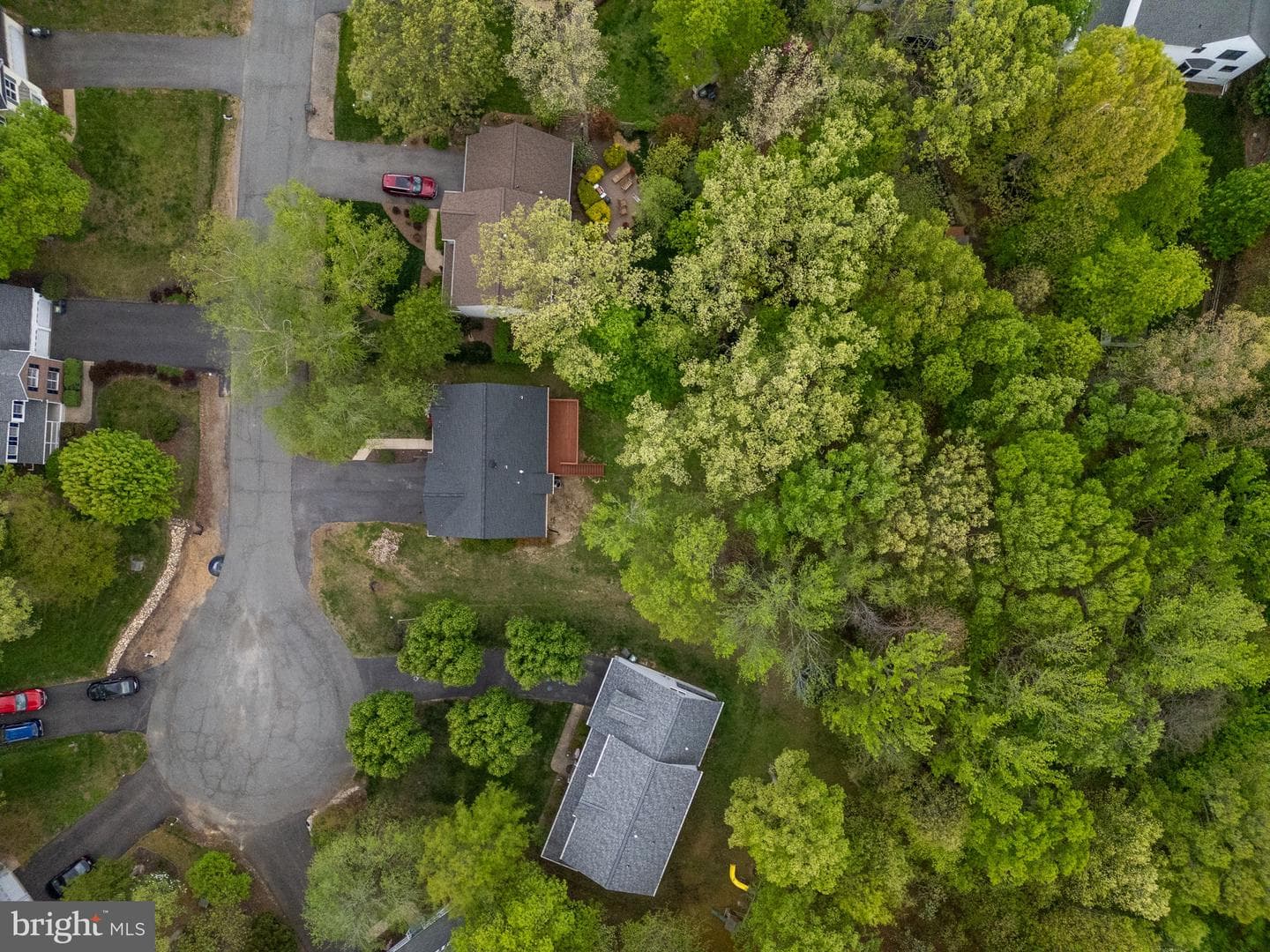 9805 Kenmore Court photo 56