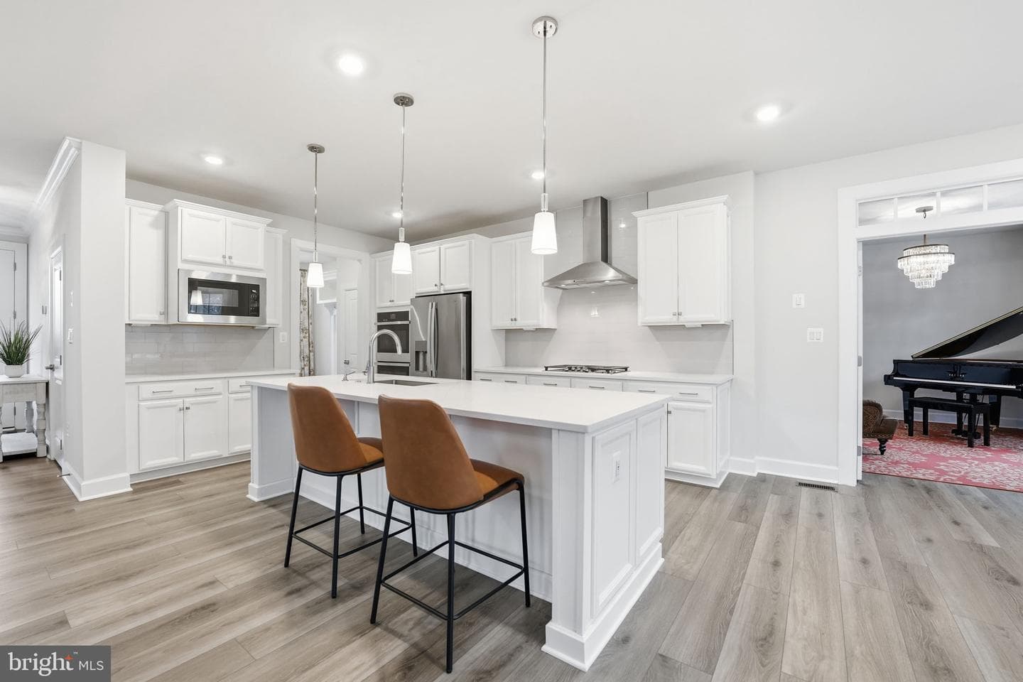 10909 Canterbury Court photo 10