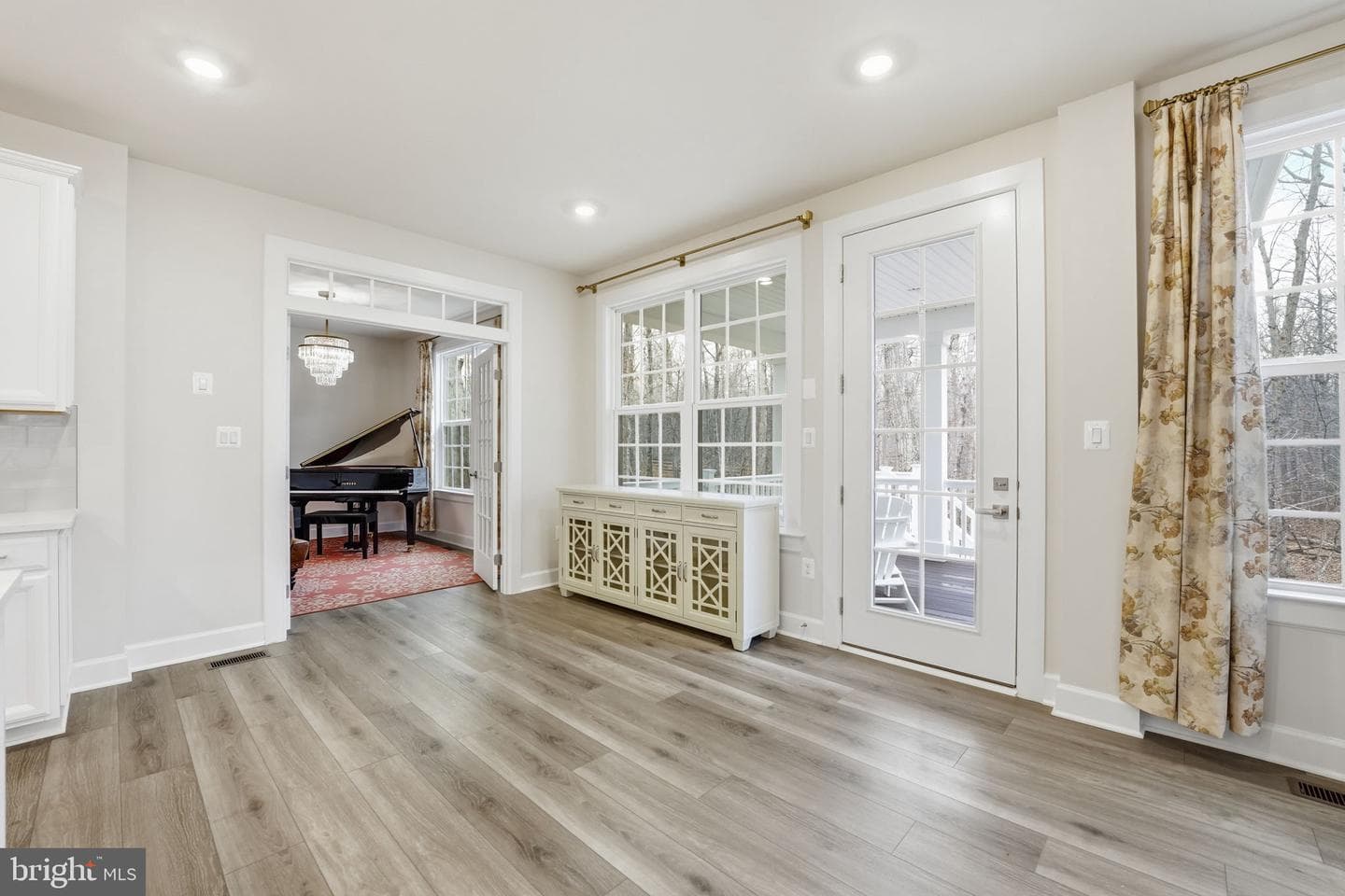 10909 Canterbury Court photo 14