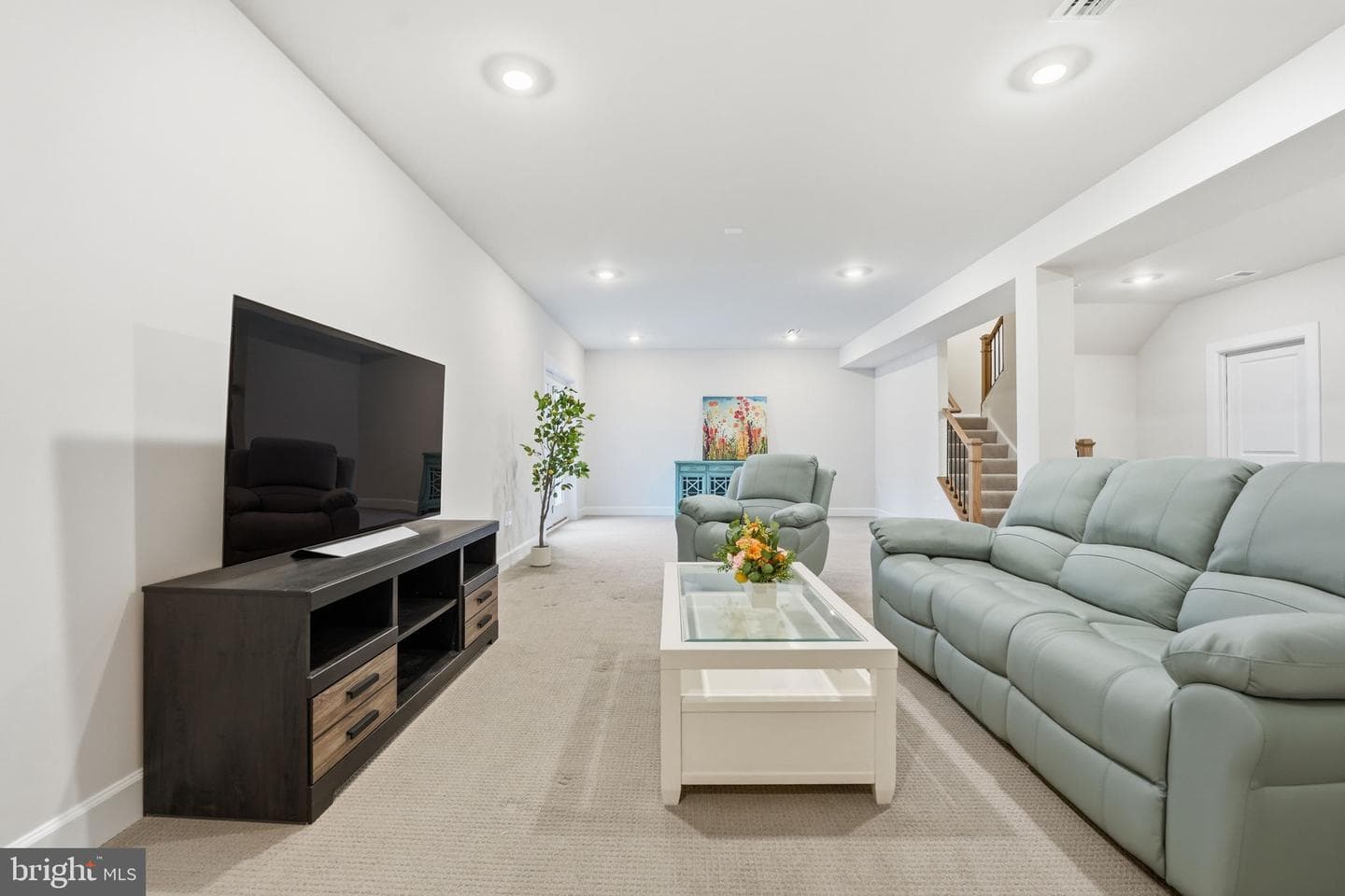 10909 Canterbury Court photo 34