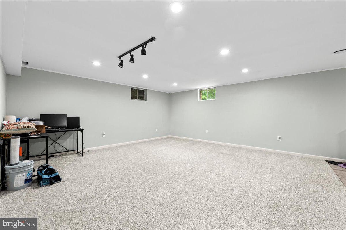 7403 Barrister Court photo 41