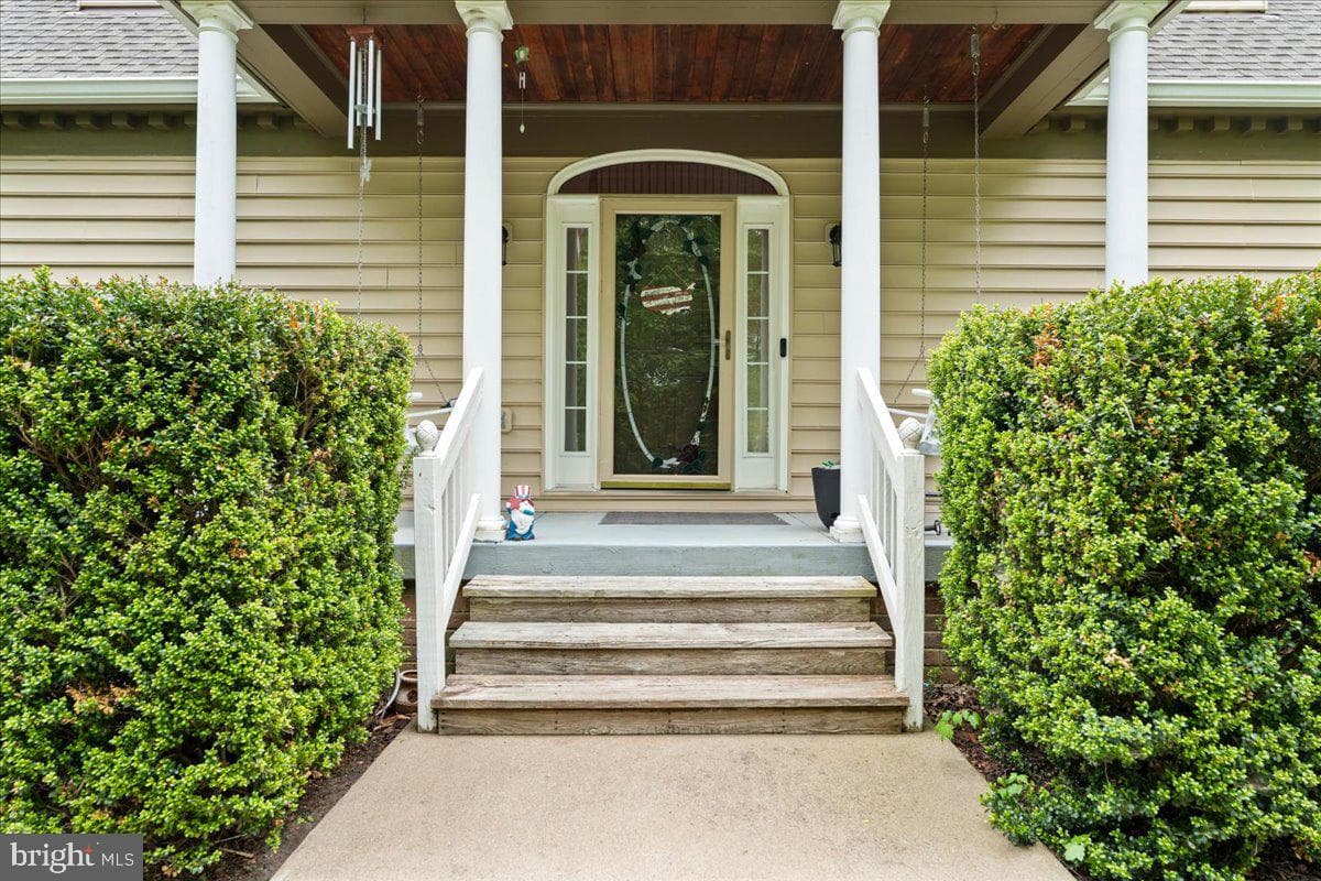 7403 Barrister Court photo 5