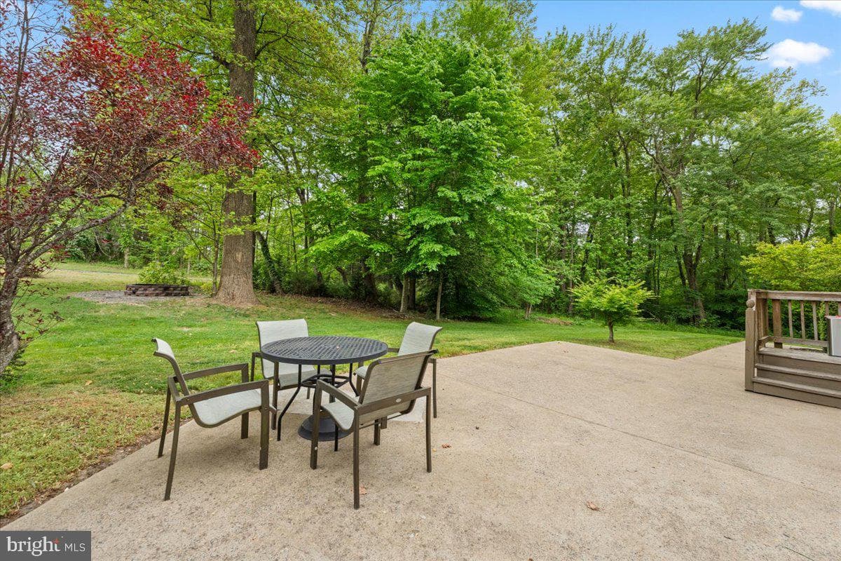 7403 Barrister Court photo 7