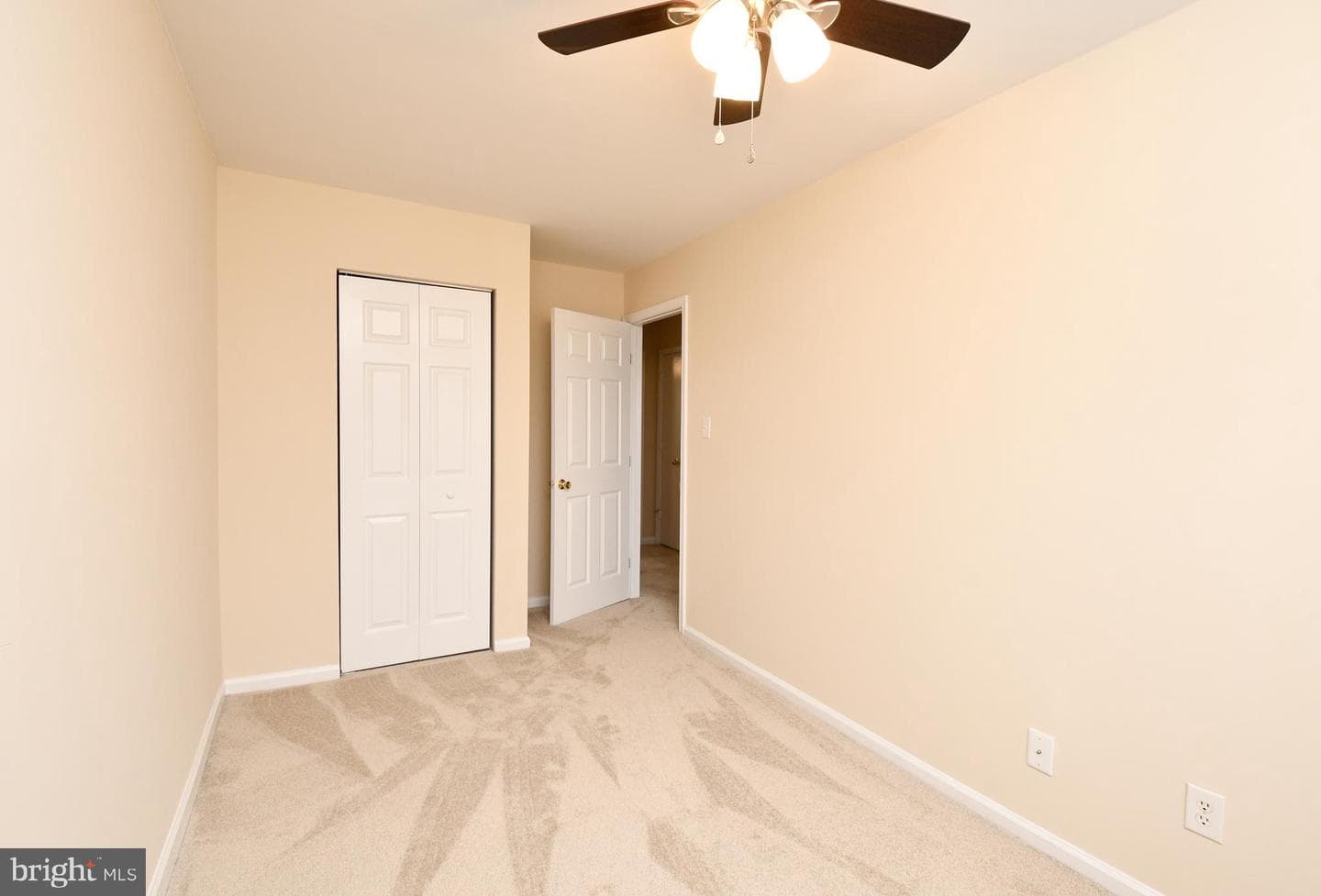 303 Olde Greenwich Drive photo 10