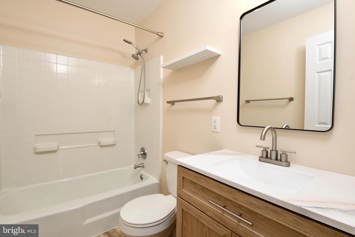 303 Olde Greenwich Drive photo 13