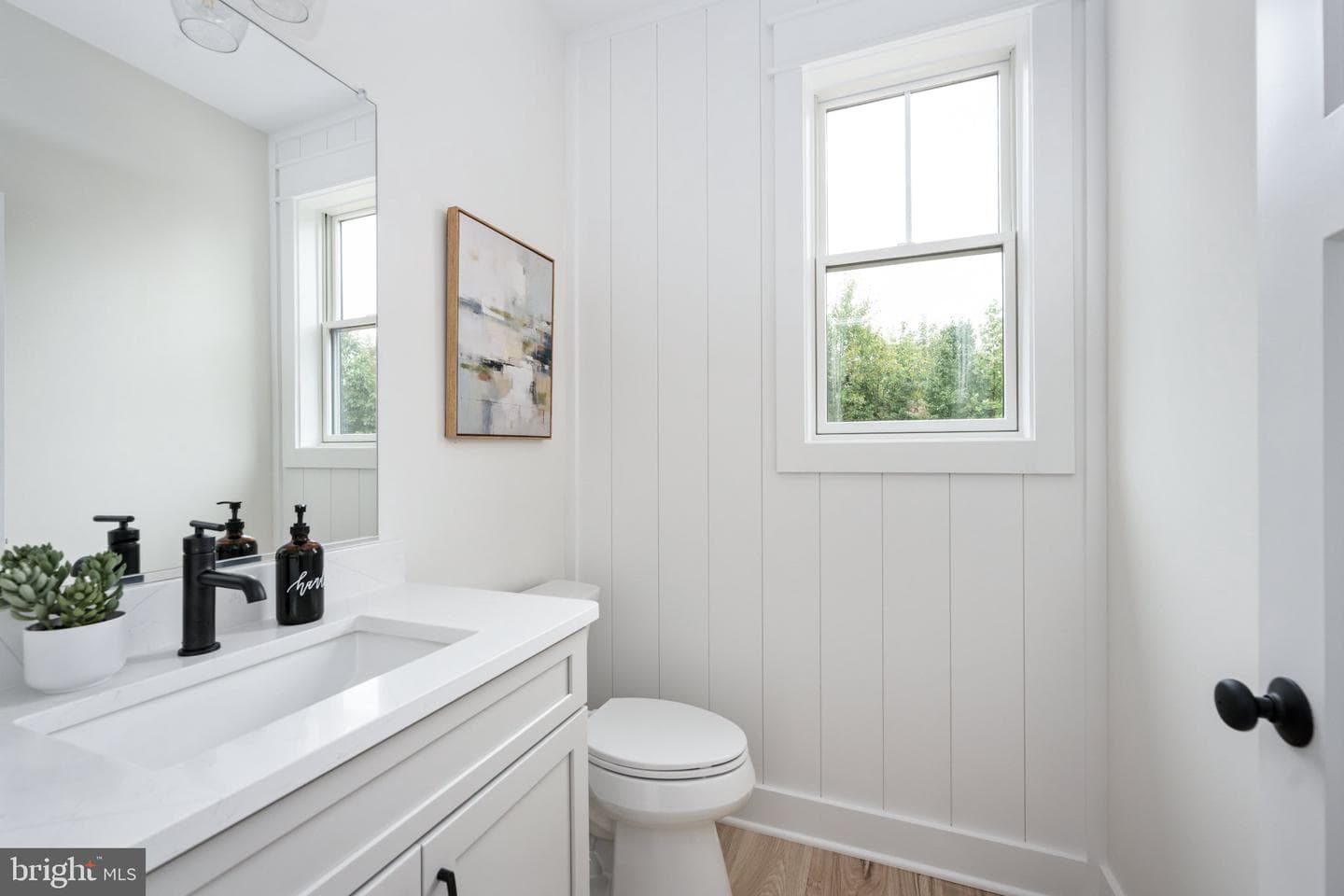 8558 Highclere Lane photo 14